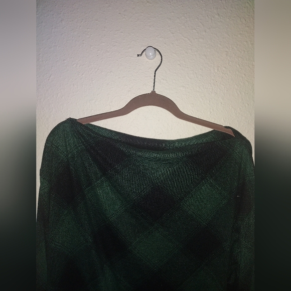 Lakeside Buffalo Plaid Fleece Sweatshirt - Picture 3 of 5